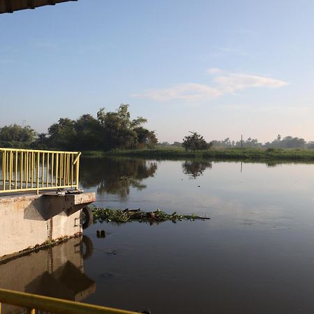 Menam Resort Nakhon Pathom Bagian luar foto