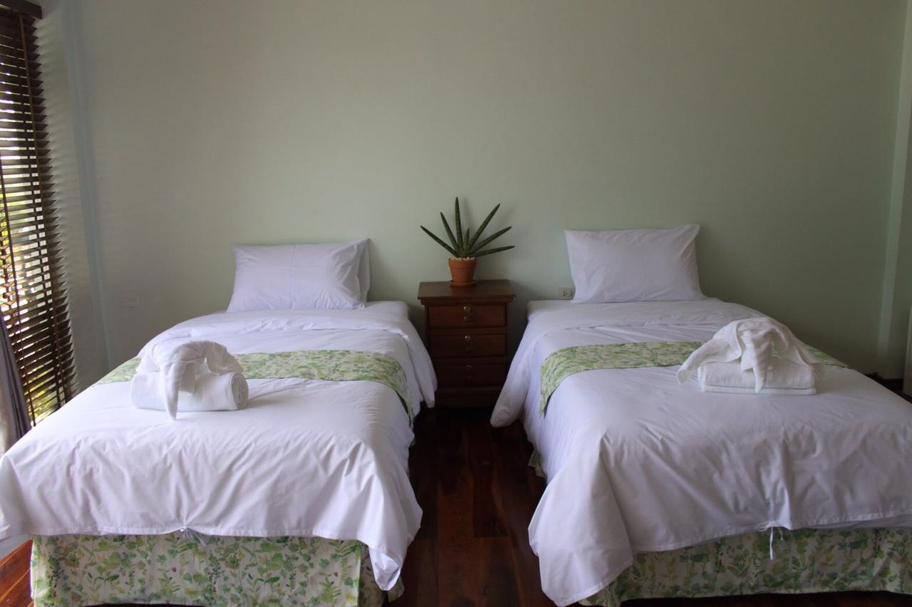 Menam Resort Nakhon Pathom Bagian luar foto