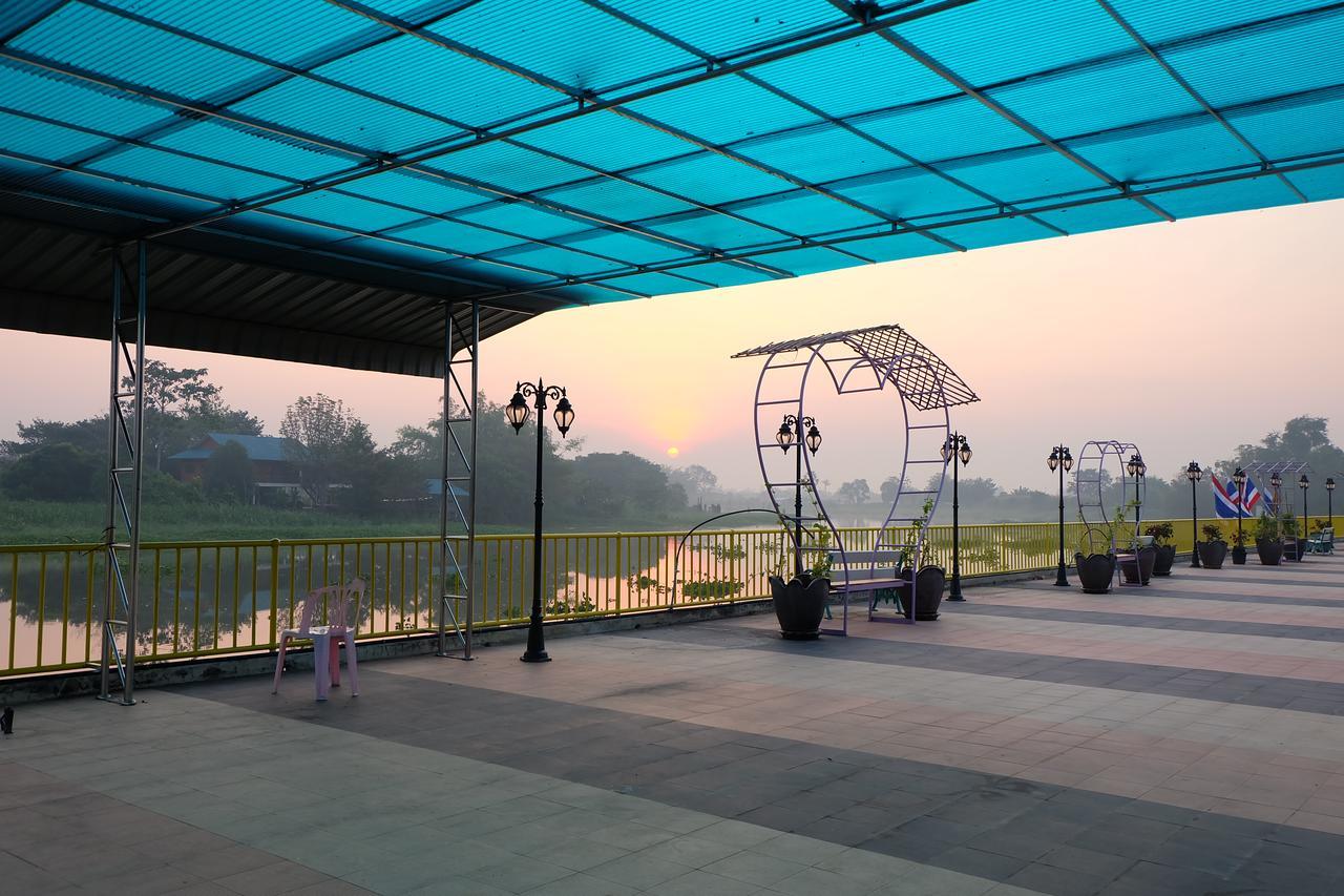 Menam Resort Nakhon Pathom Bagian luar foto